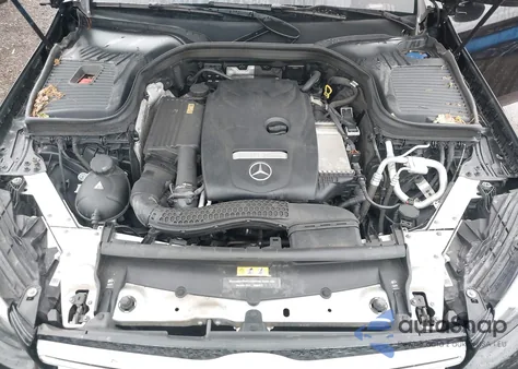 2017 Mercedes-Benz Glc 300 4Matic z USA, uszkodzony, nr VIN WDC0G4KB4HF140217